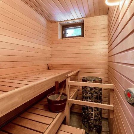Апартаменты Kaunis Valoisa 3 Krs Pikkukaksio Vantaa Koivukylae Экстерьер фото