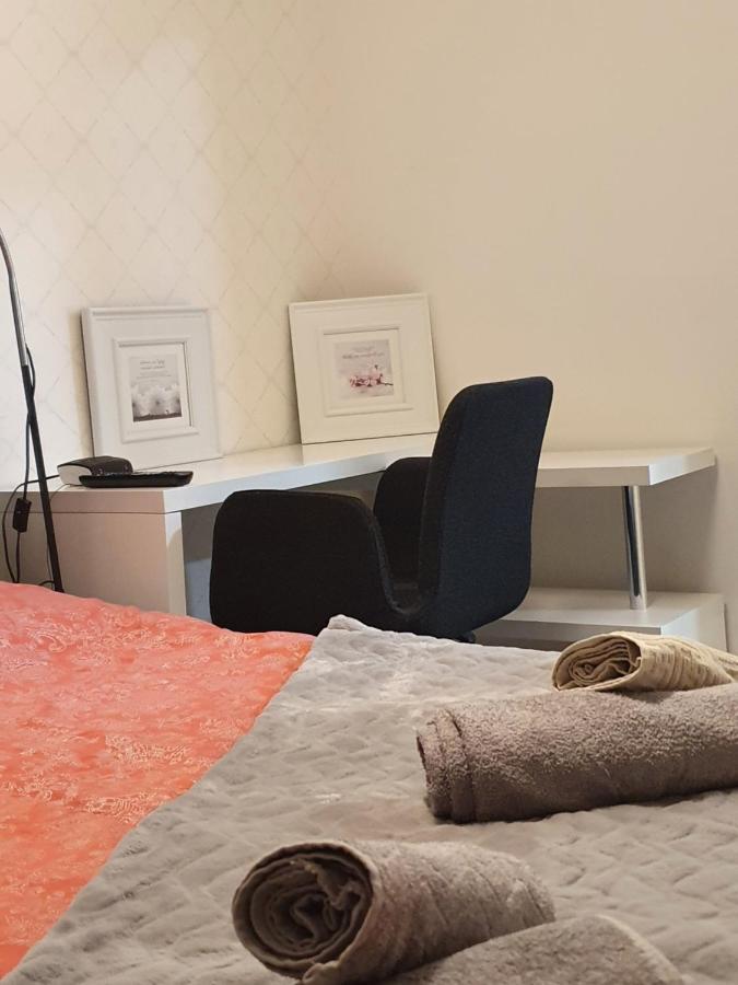 Апартаменты Kaunis Valoisa 3 Krs Pikkukaksio Vantaa Koivukylae Экстерьер фото