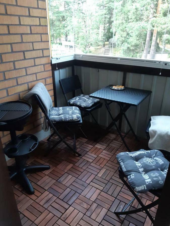 Апартаменты Kaunis Valoisa 3 Krs Pikkukaksio Vantaa Koivukylae Экстерьер фото